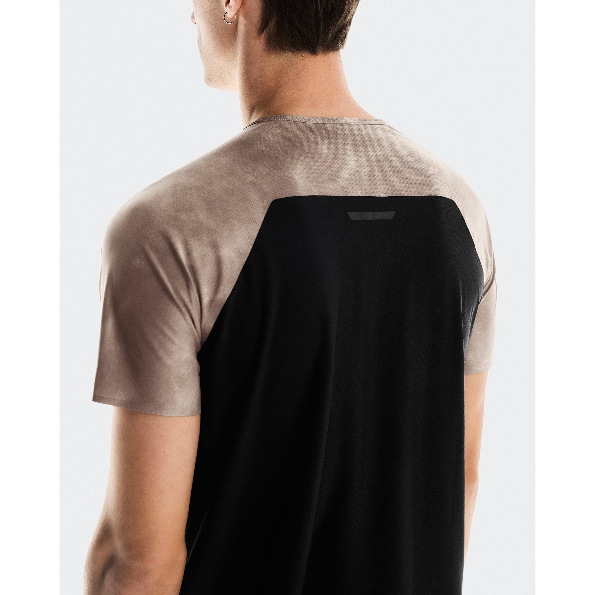 On Performance-T AOP Cinder | Black