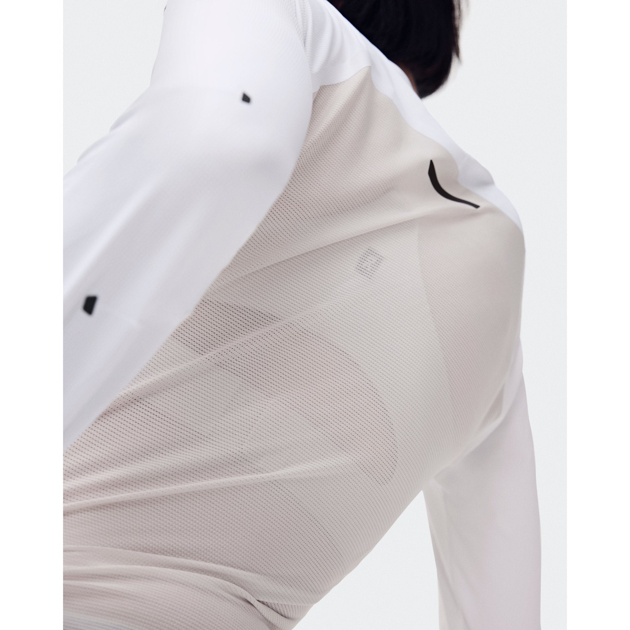 On Performance Long-T White | Silver
