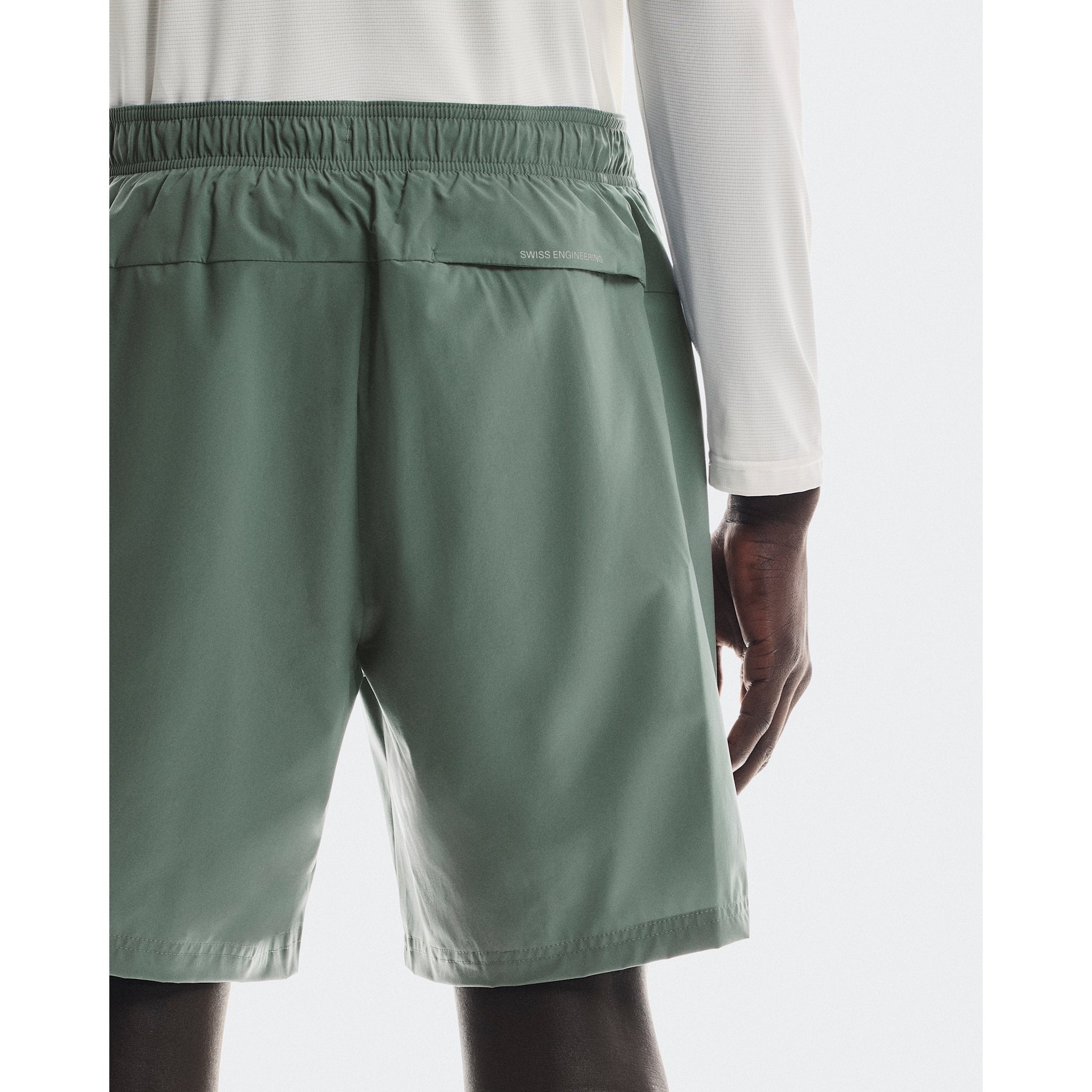 On 7" Core Shorts Olive