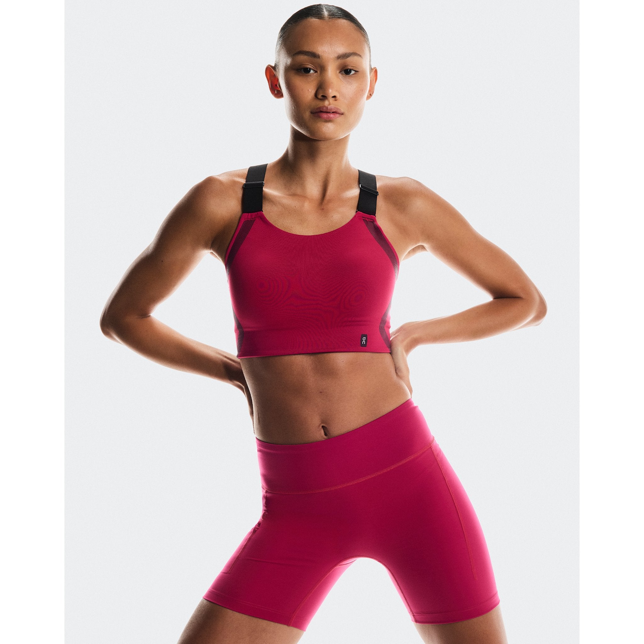 On Performance Tights Short Grenadine