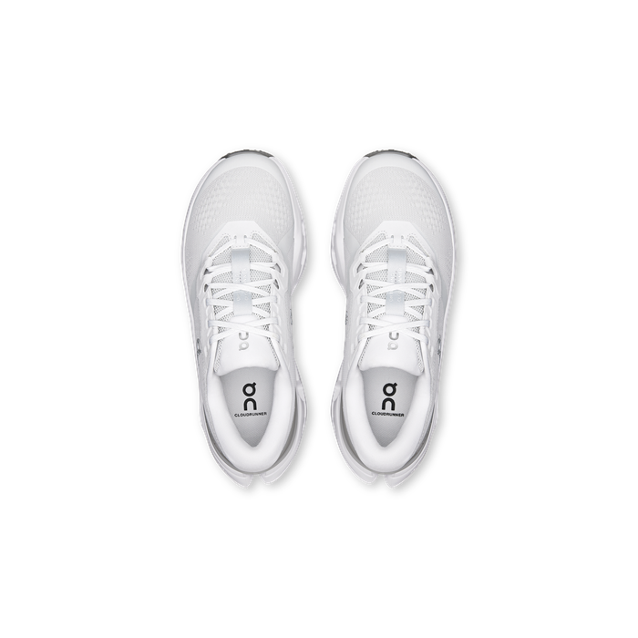 womens-cloudrunner-3-frost-glacier