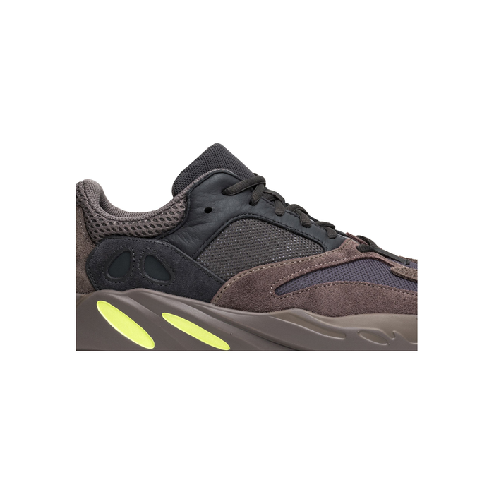 Adidas Yeezy Boost 700 'Mauve'