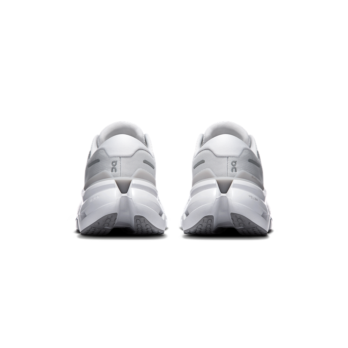 womens-cloudrunner-3-frost-glacier