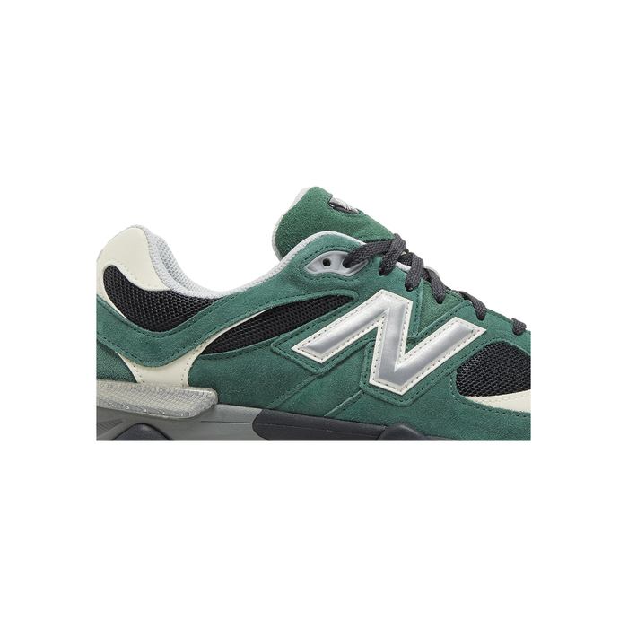 New Balance 9060 'Team Forest Green'