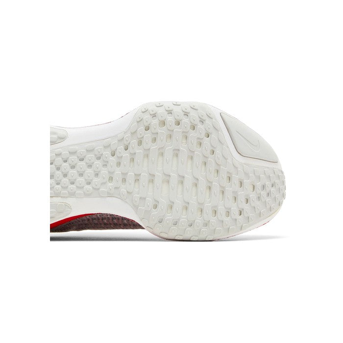 Nike ZoomX Invincible Run Flyknit 3 'Cement Grey Fire Red'