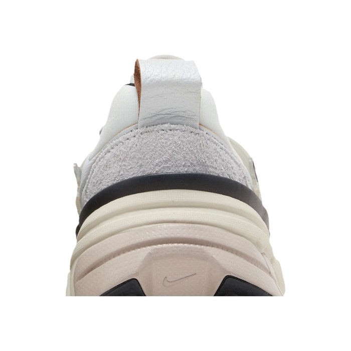 Nike Wmns V2K Run 'Pure Platinum Chrome'