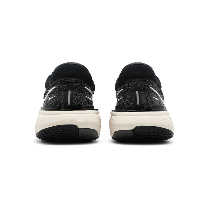 Nike ZoomX Invincible Run Flyknit 'Black White'