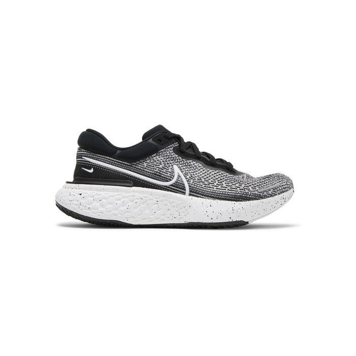 Nike ZoomX Invincible Run Flyknit 'Black White'