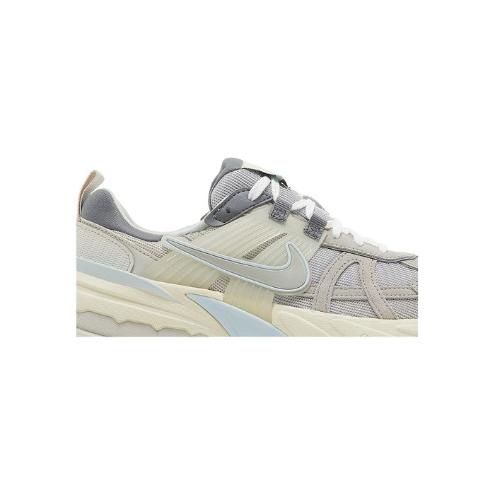 Nike Wmns V2K Run 'Light Bone Iron Ore'