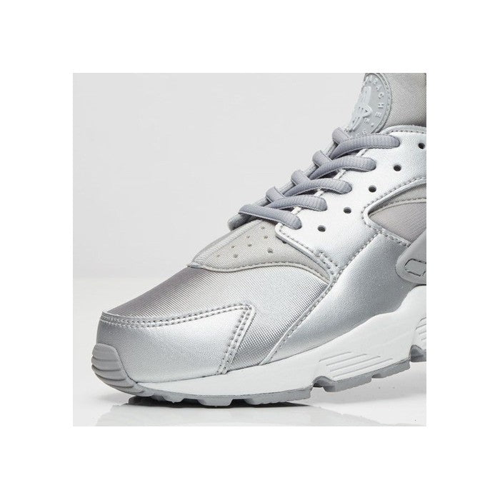 Nike Wmns Air Huarache Run SE 'Metallic Silver'