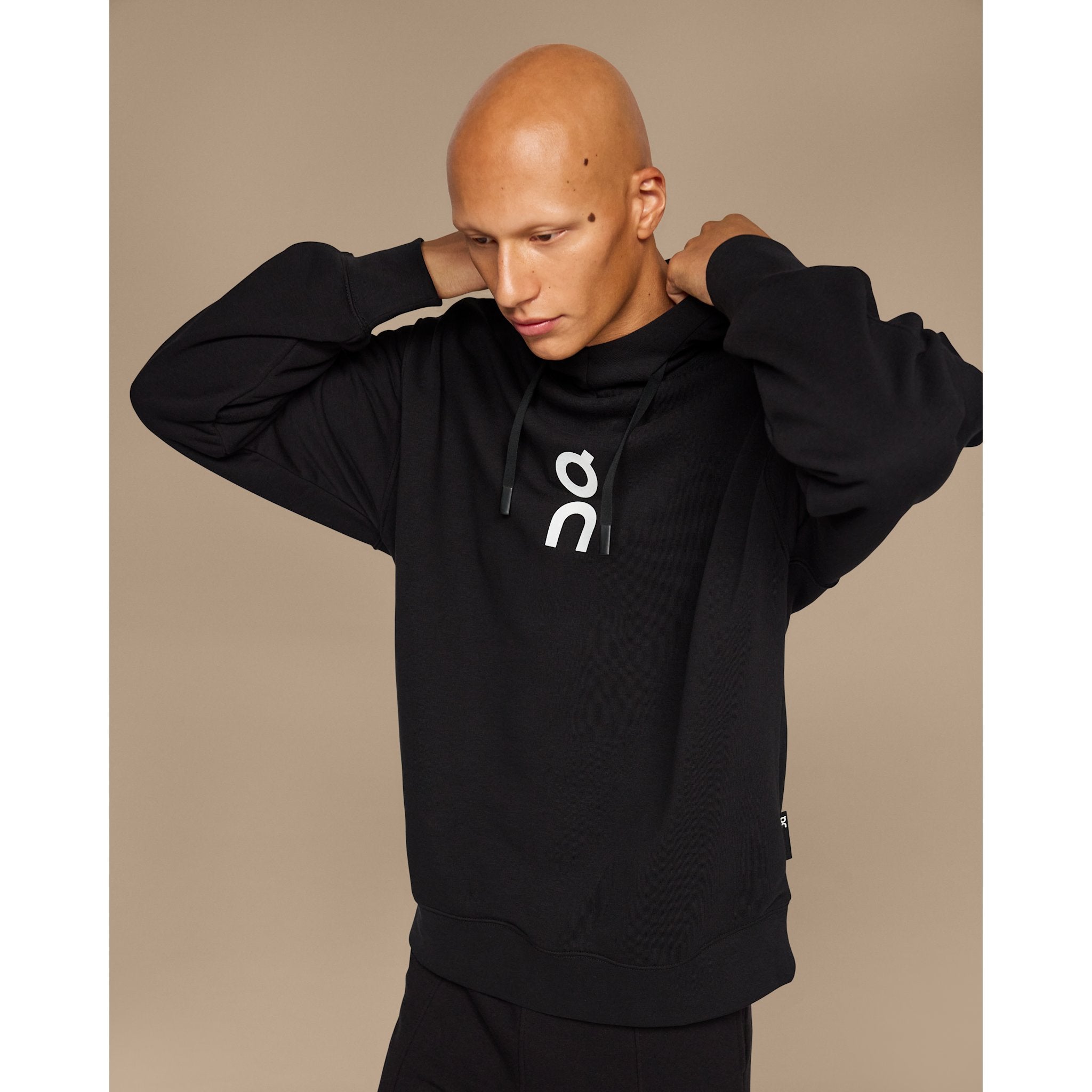 On Club Hoodie Black