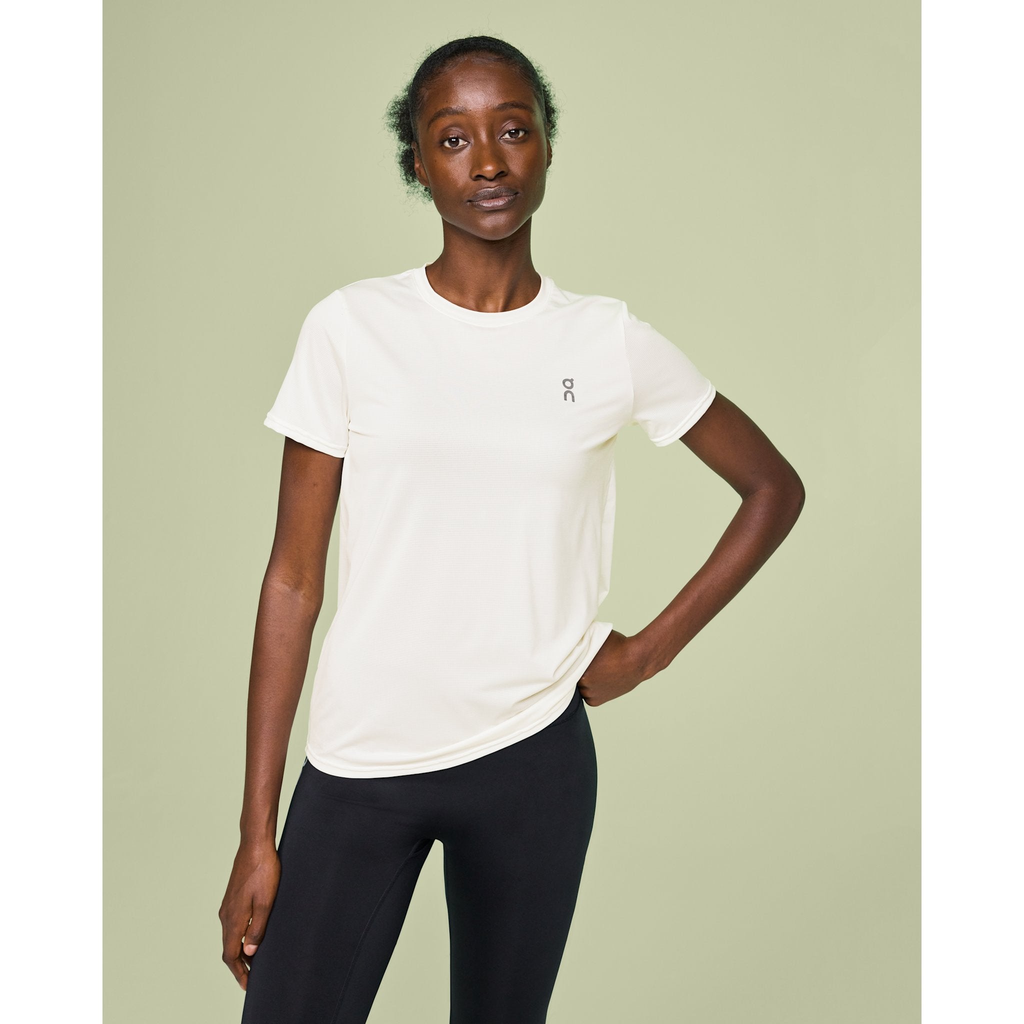 On Core-T Undyed-White