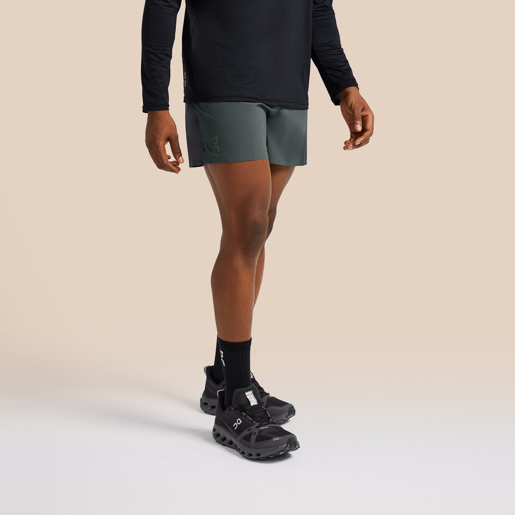 On Ultra Shorts Black