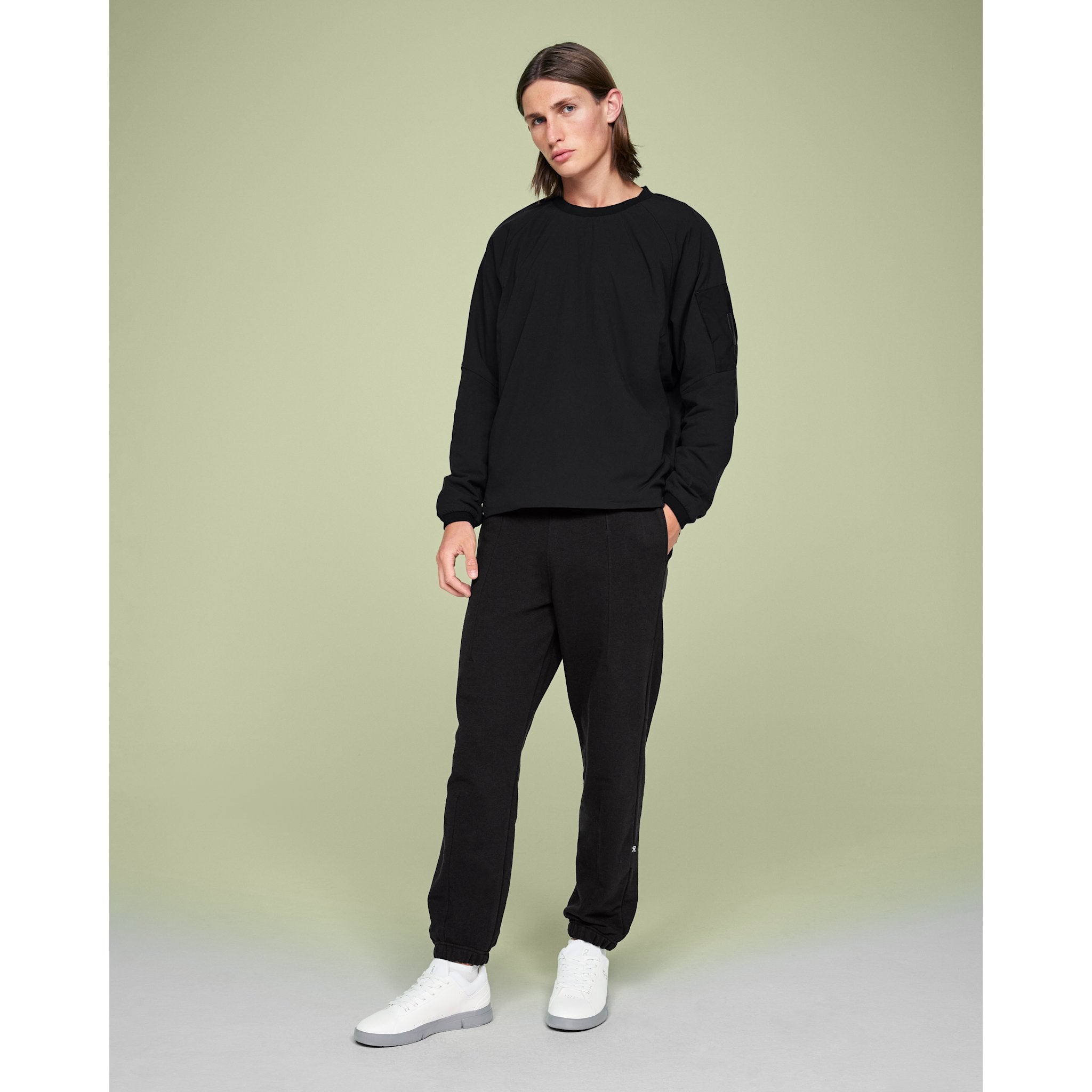 On Studio Pullover Black