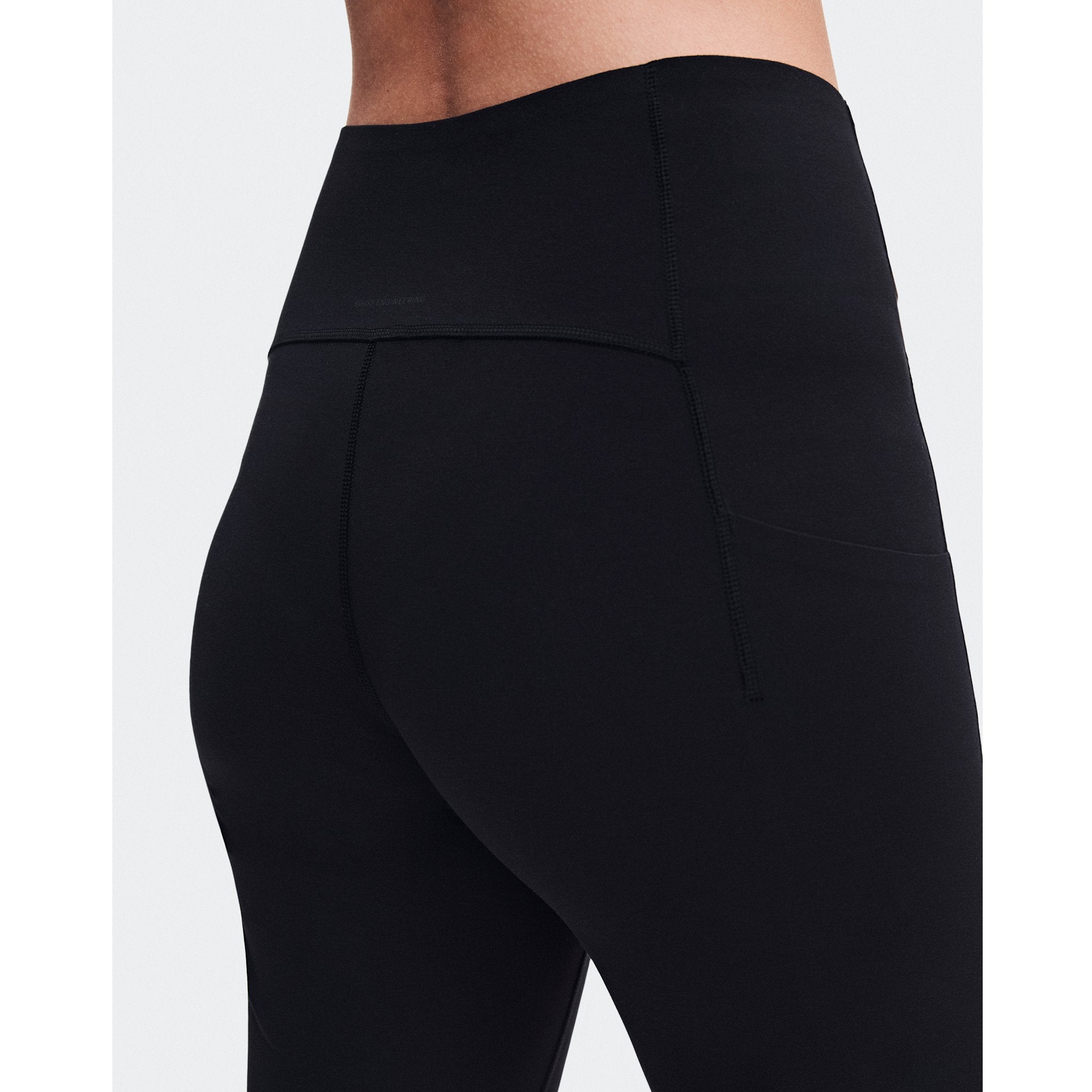 On Studio Flared Pants 32" Black