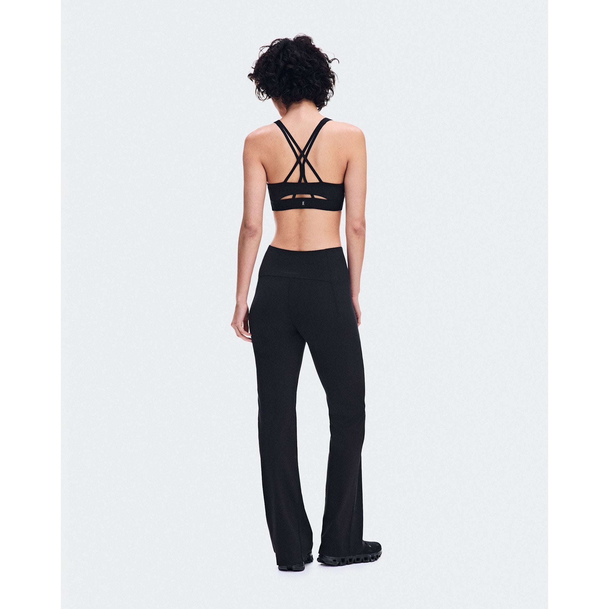 On Studio Flared Pants 32" Black