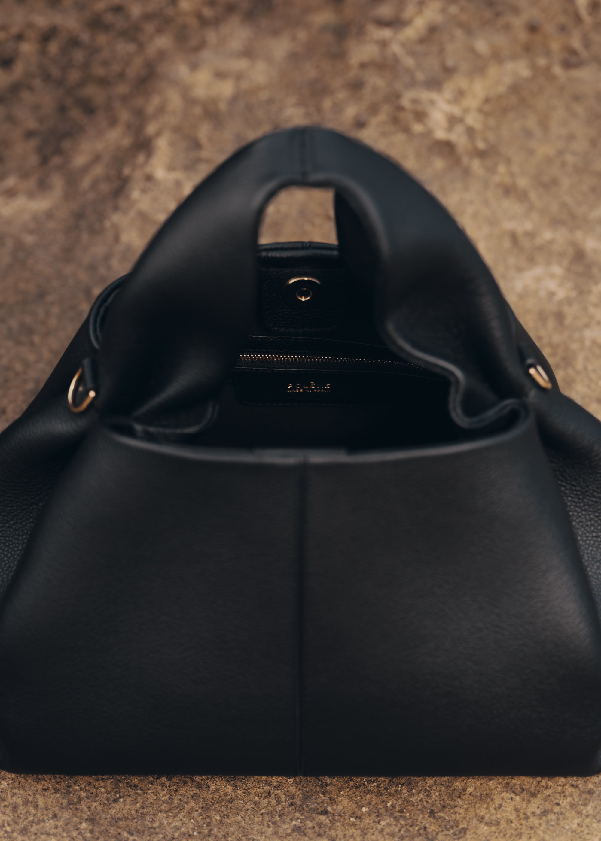 Polene Numero Neuf Textured Black