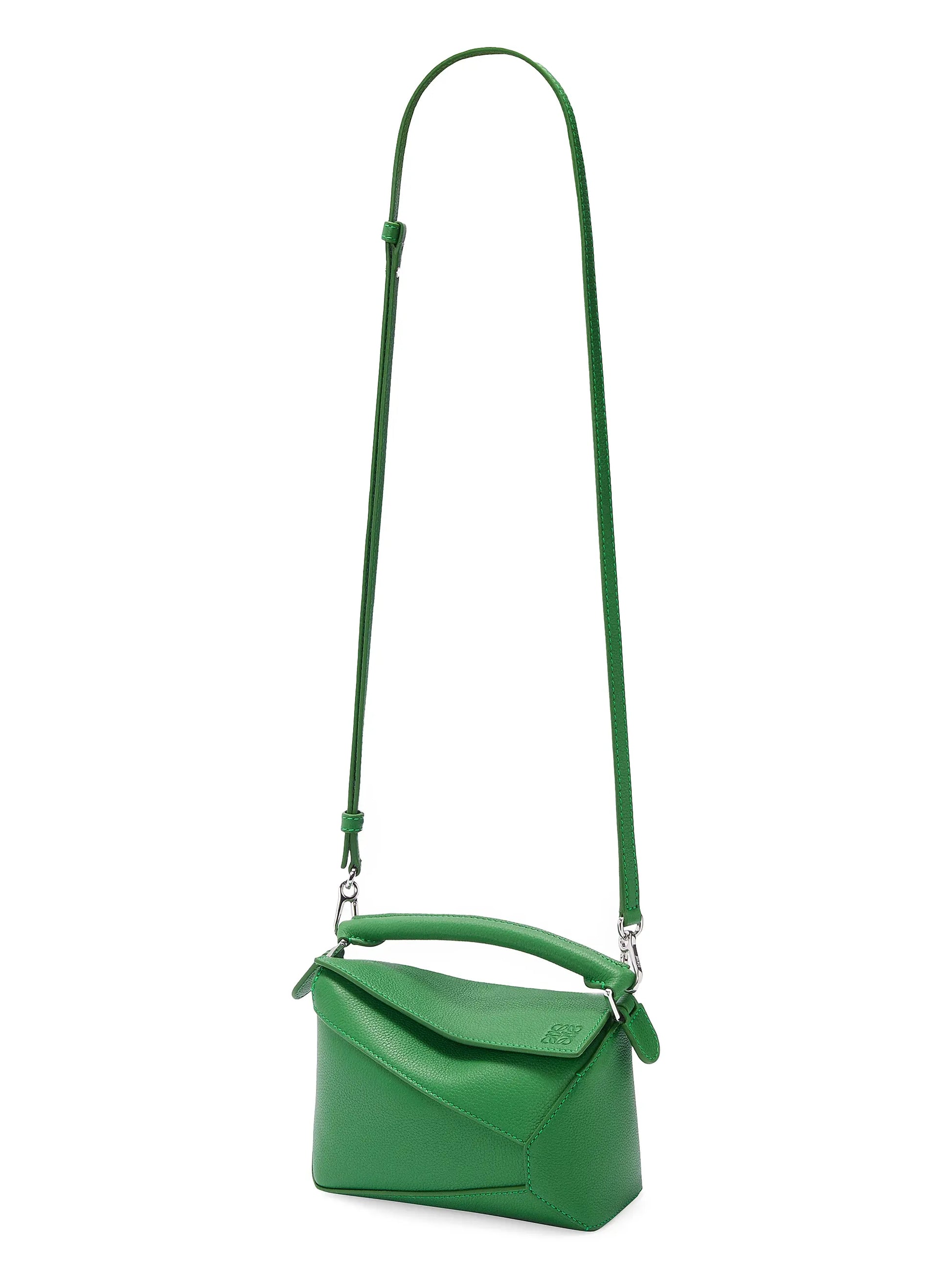 #color_tropical-green