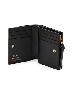 #color_black-burgundy