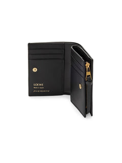 #color_black-burgundy