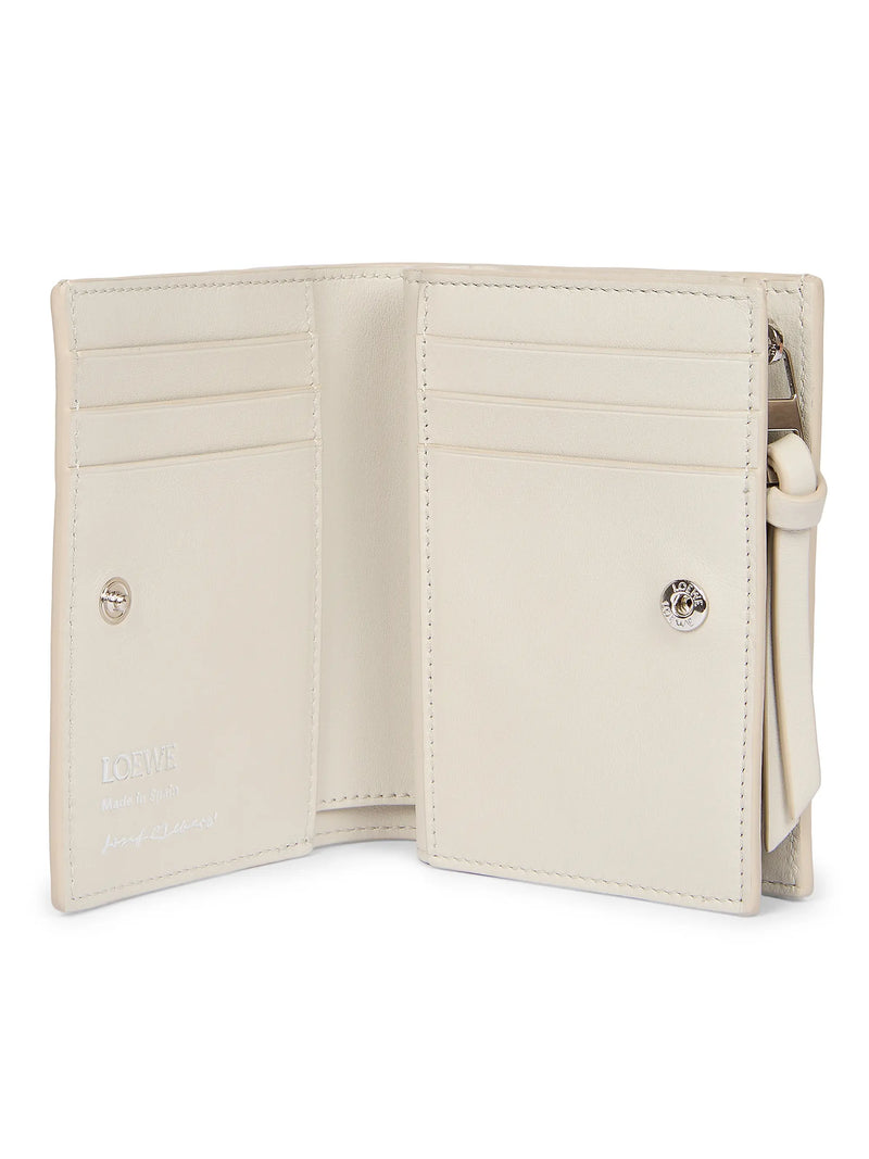 #color_pale-grey-light-citrine