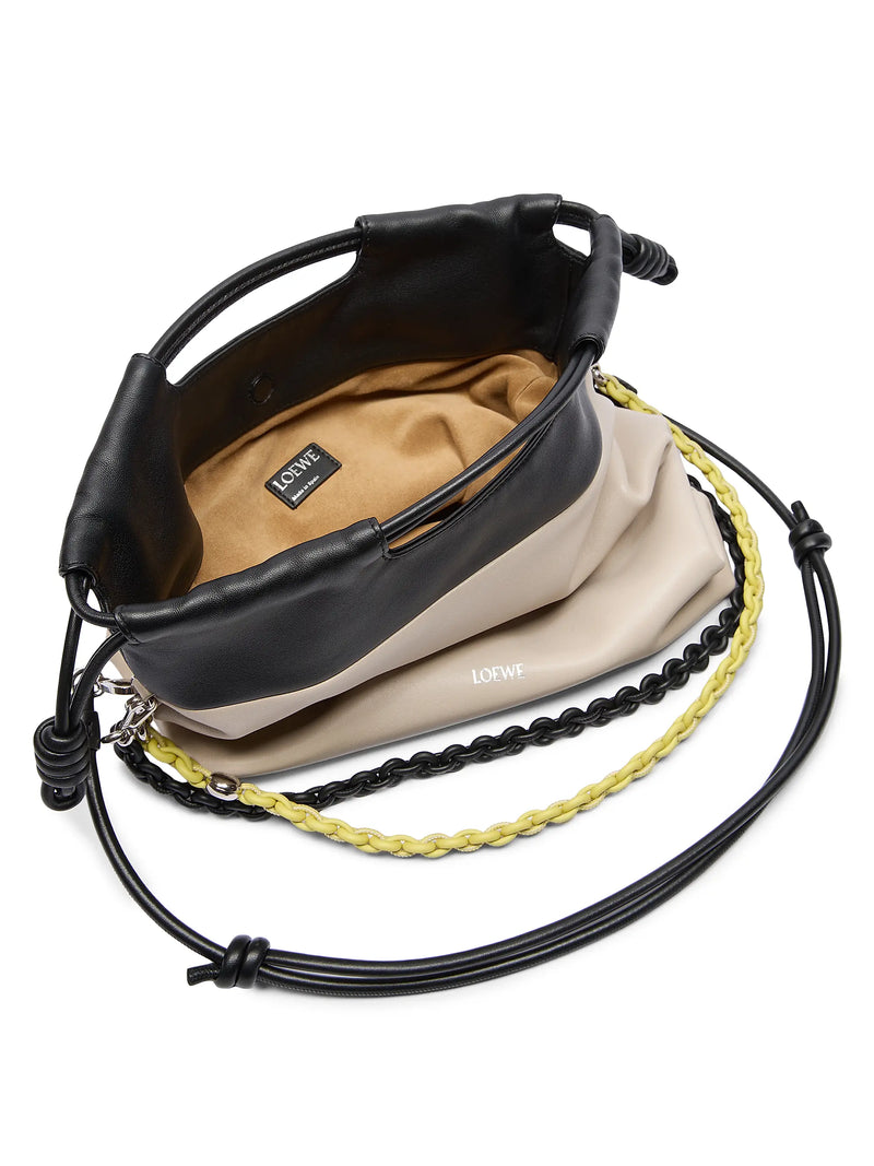 #color_light-ghost-black