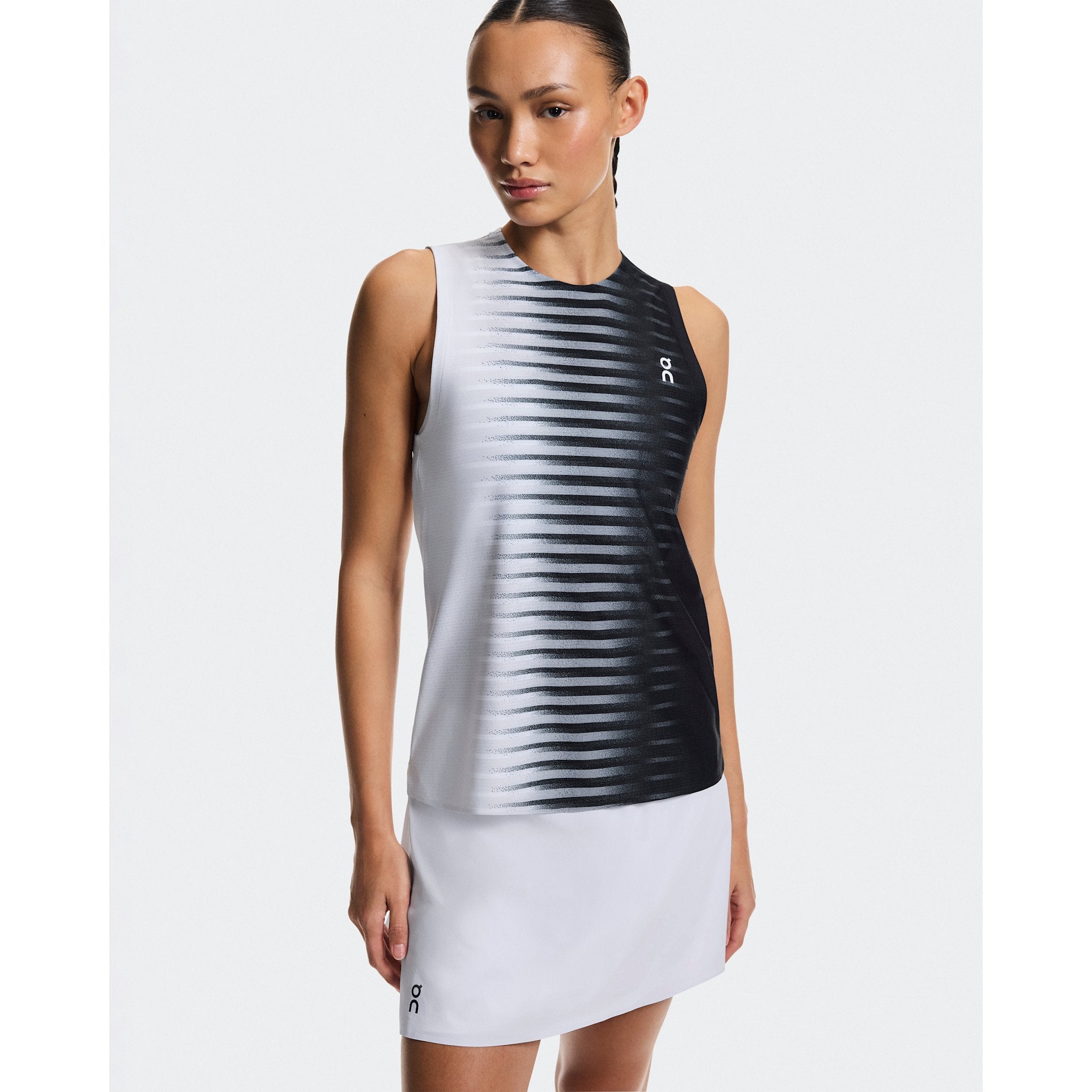 On Court Tank Edge Black | White