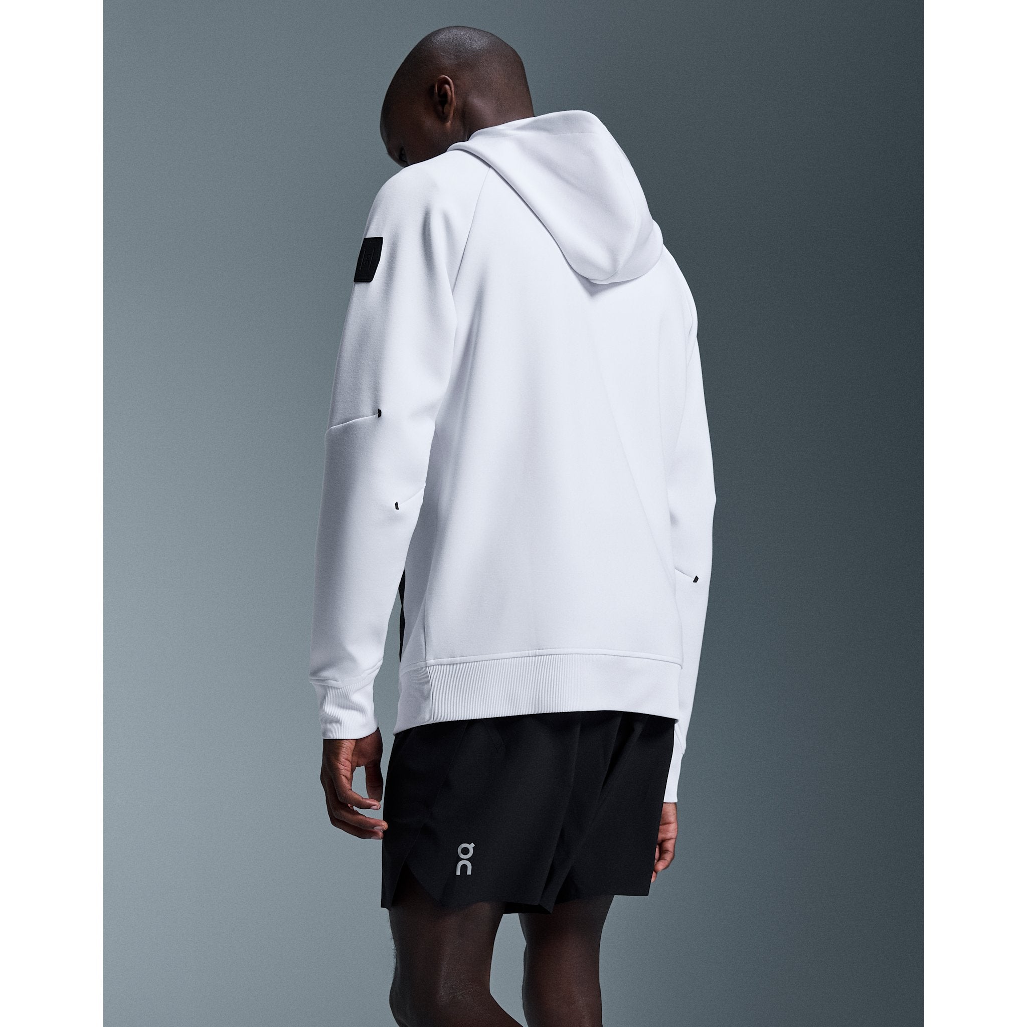 On 7" Core Shorts Black