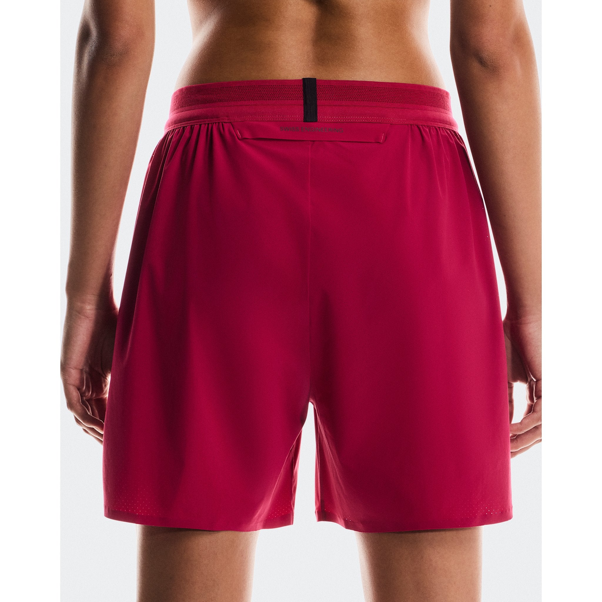 On 5" Performance Shorts Grenadine
