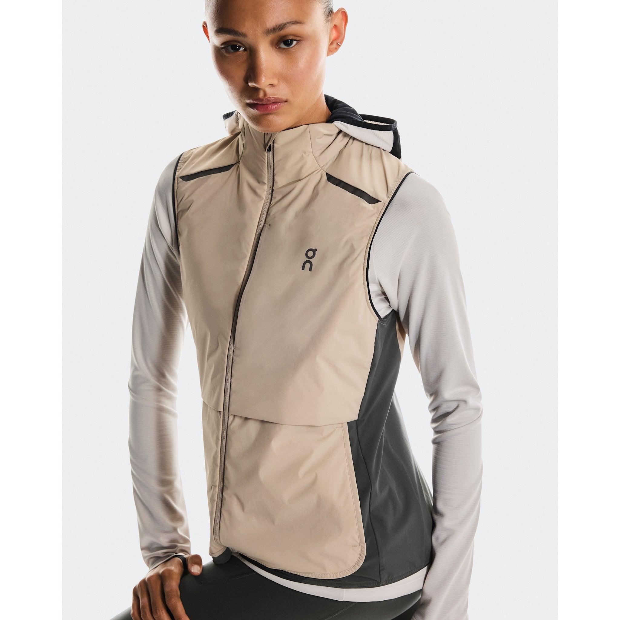 On Weather Vest Desert | Eclipse