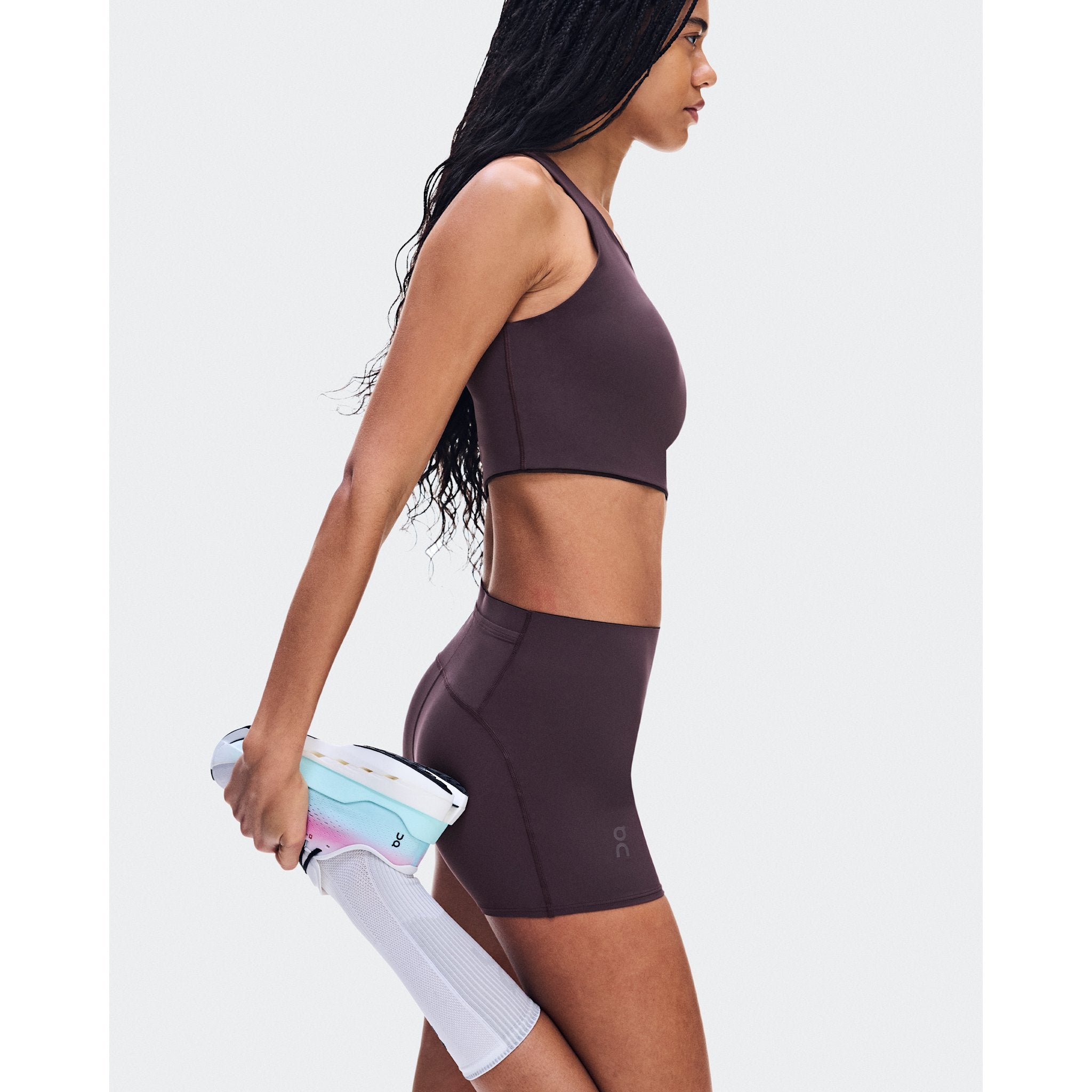 On Zero Short Tights Urchin