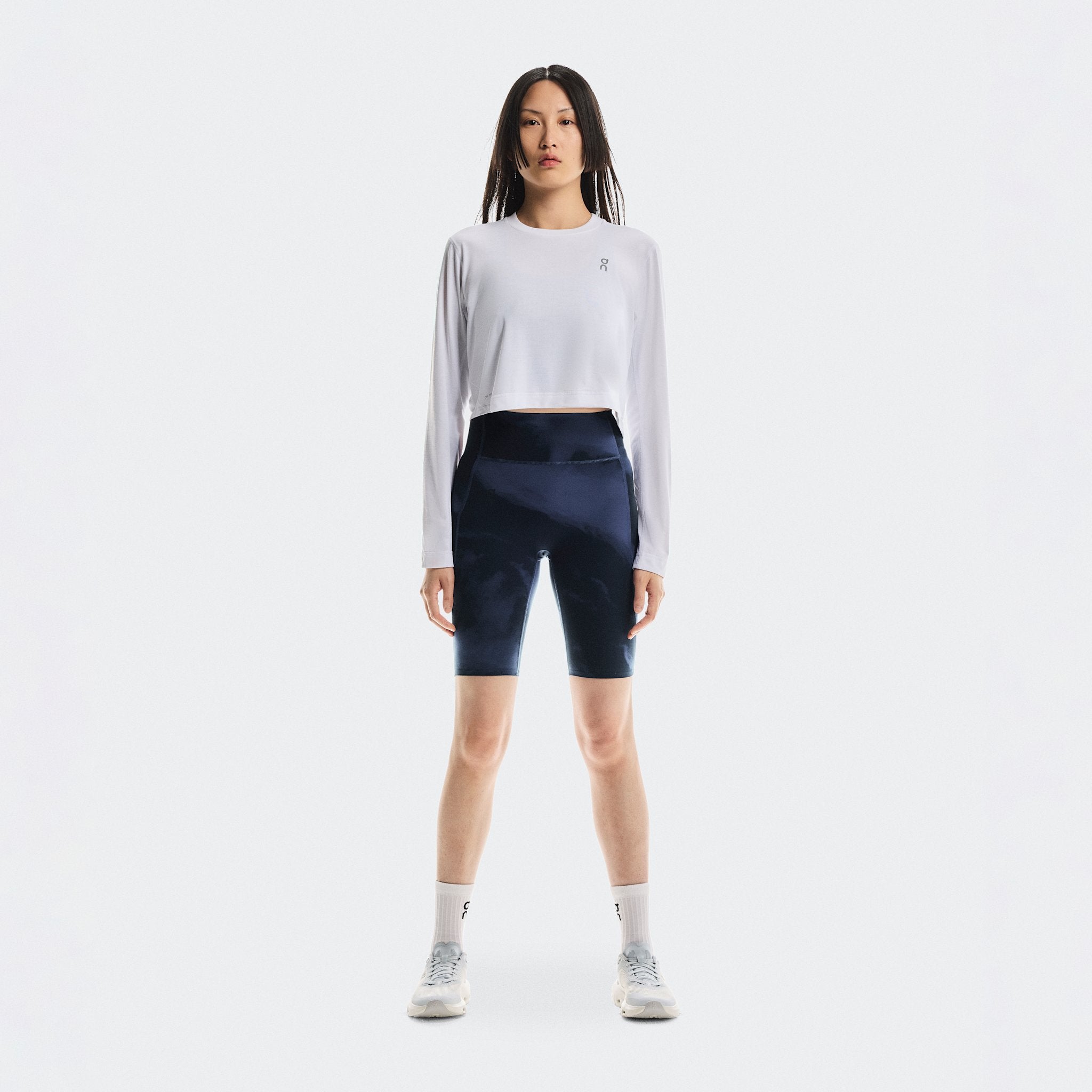 On Studio Tights Short Acai | Navy