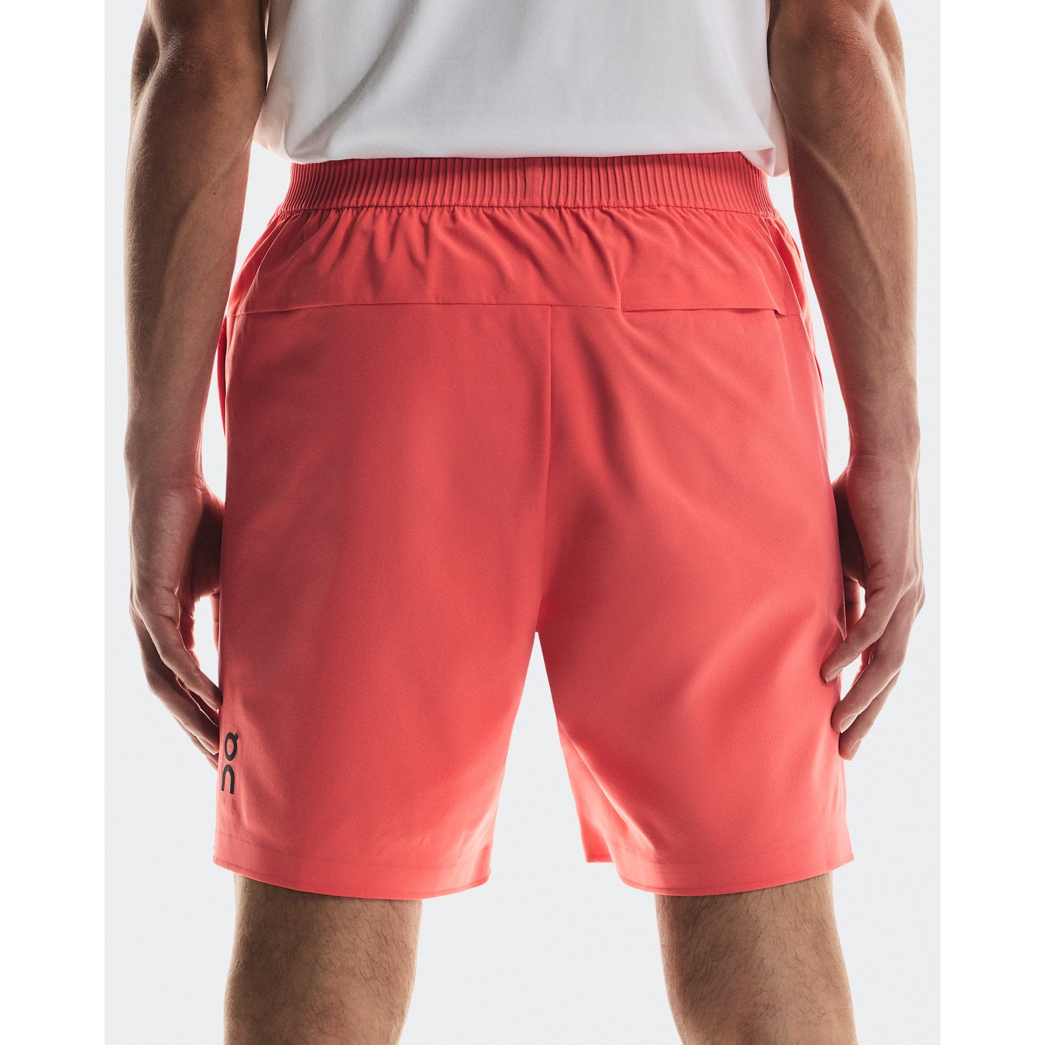 On Focus Shorts Coral
