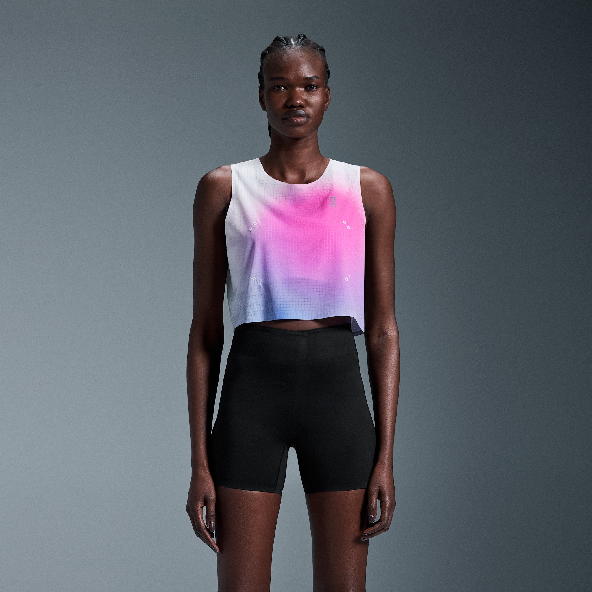 On Pace Tank Undyed | Pink