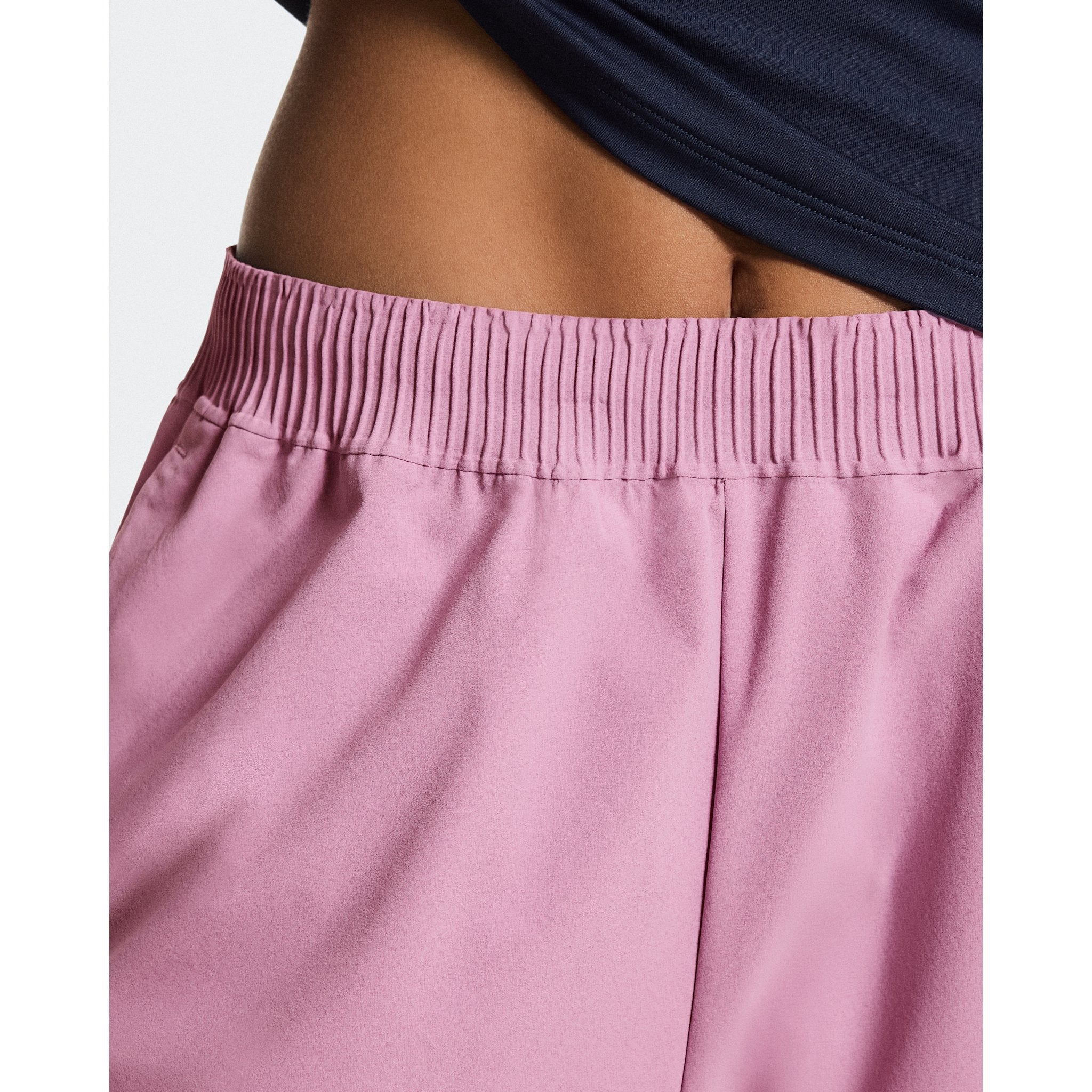 On Focus Pants Sakura
