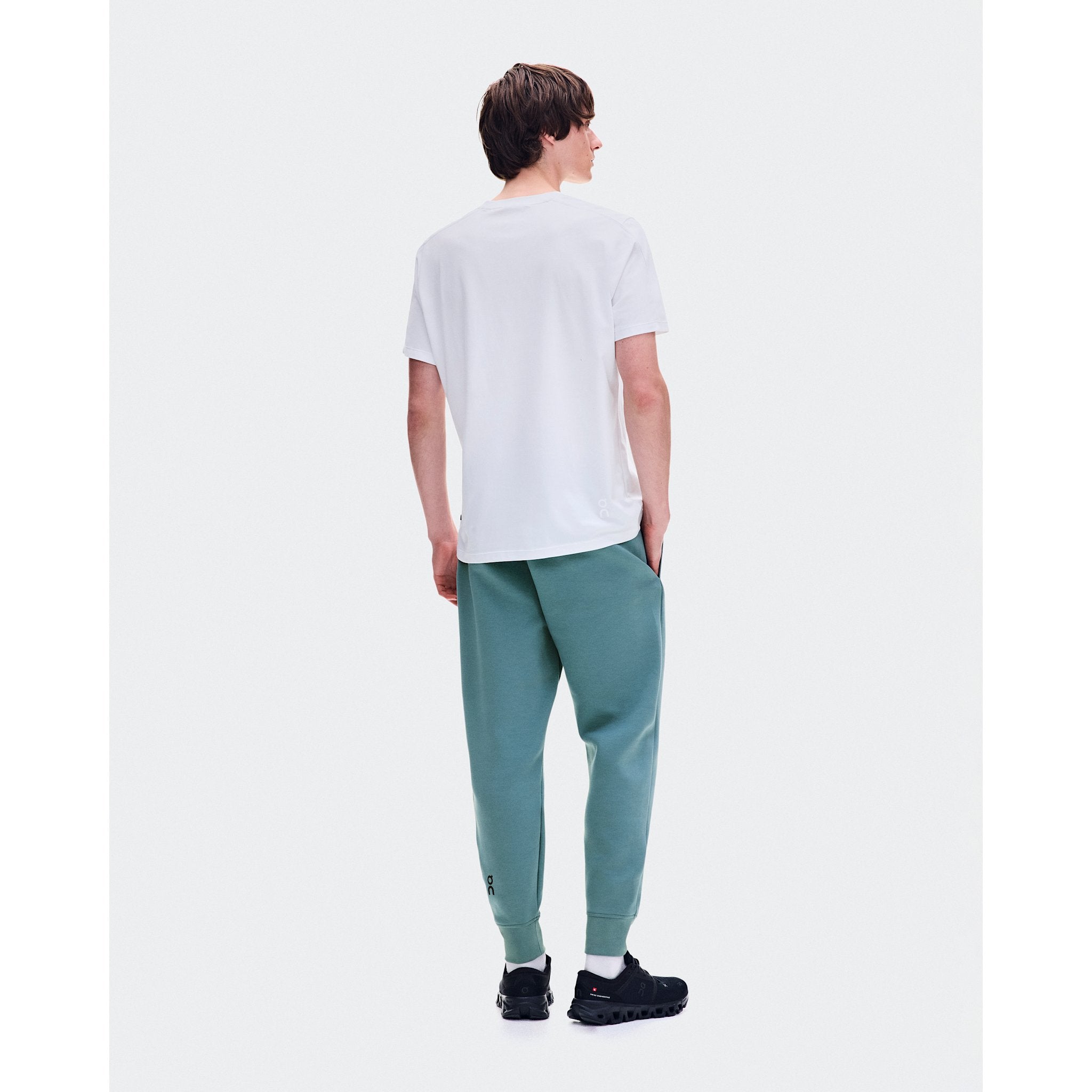 On Focus Tech Sweatpants Agave