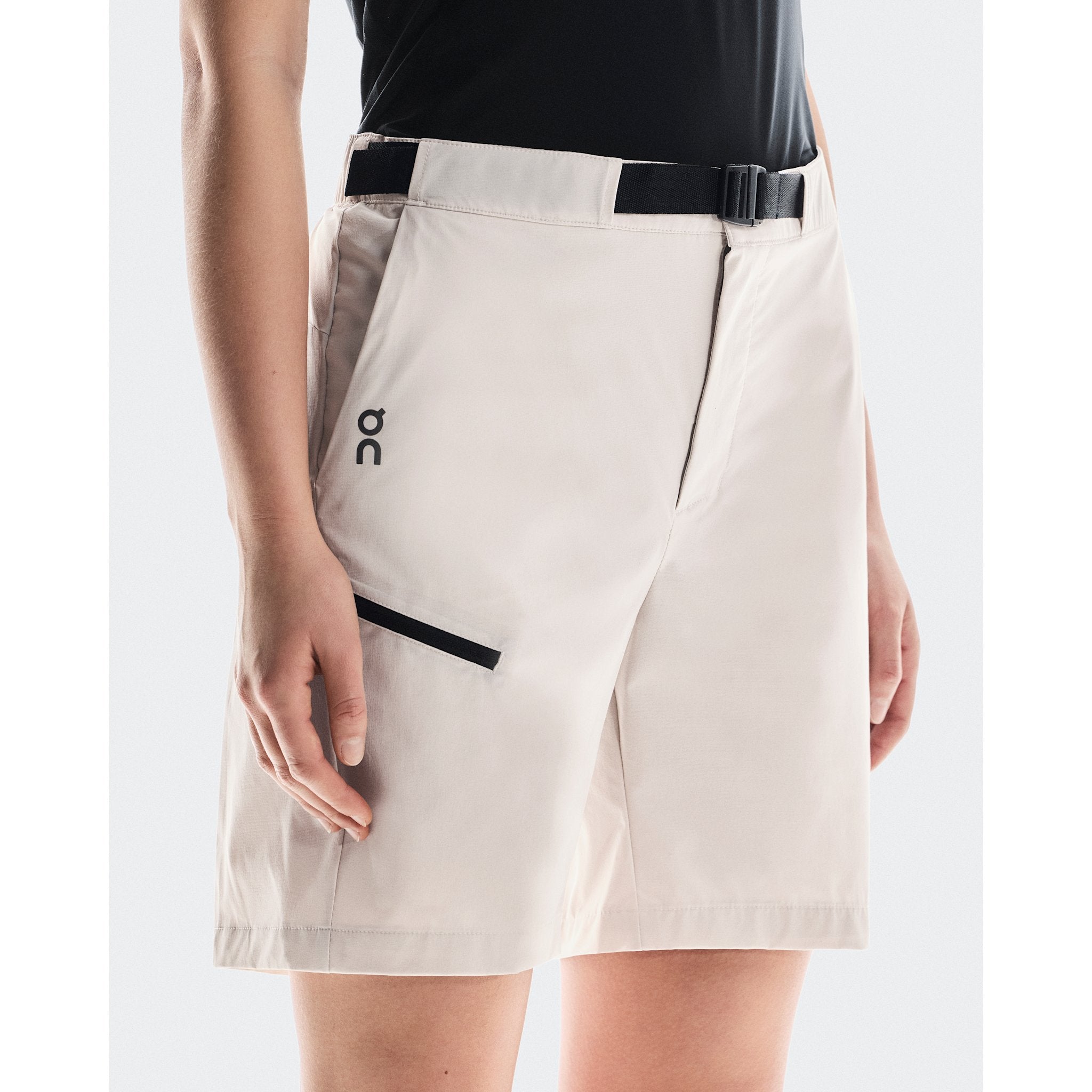 On Trek Short Silver