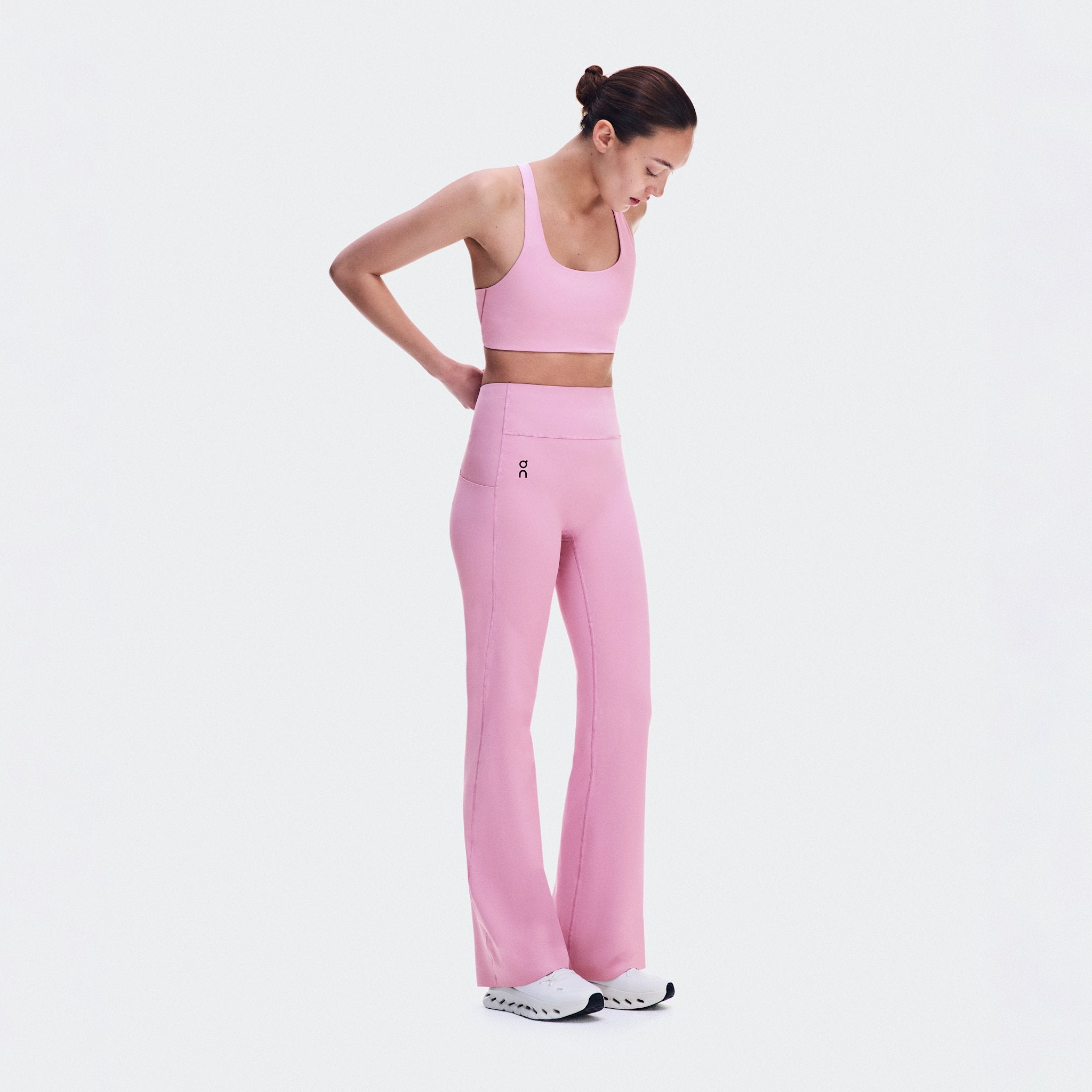 On Studio Leggings Flared Sakura