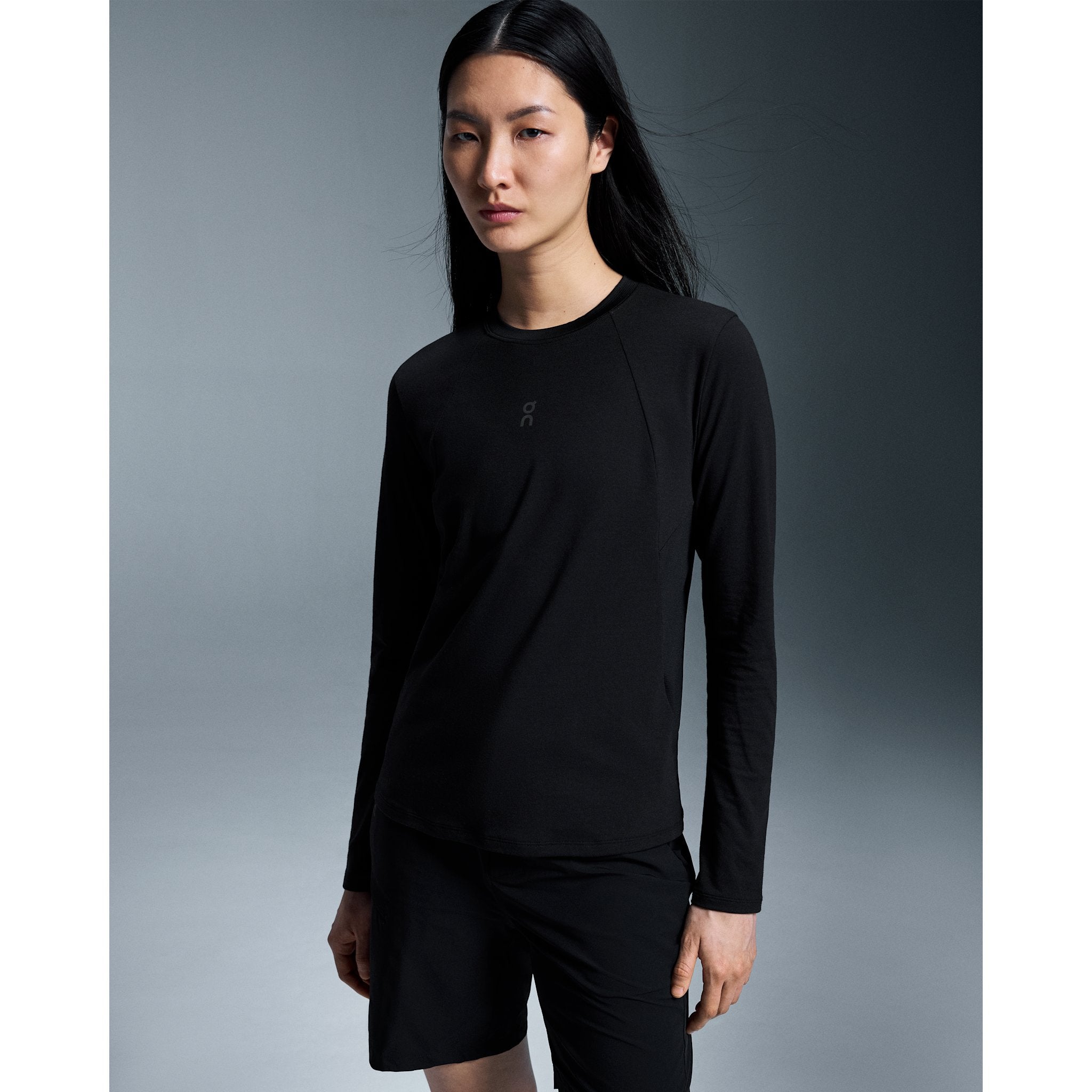 On Trek Long-T Black