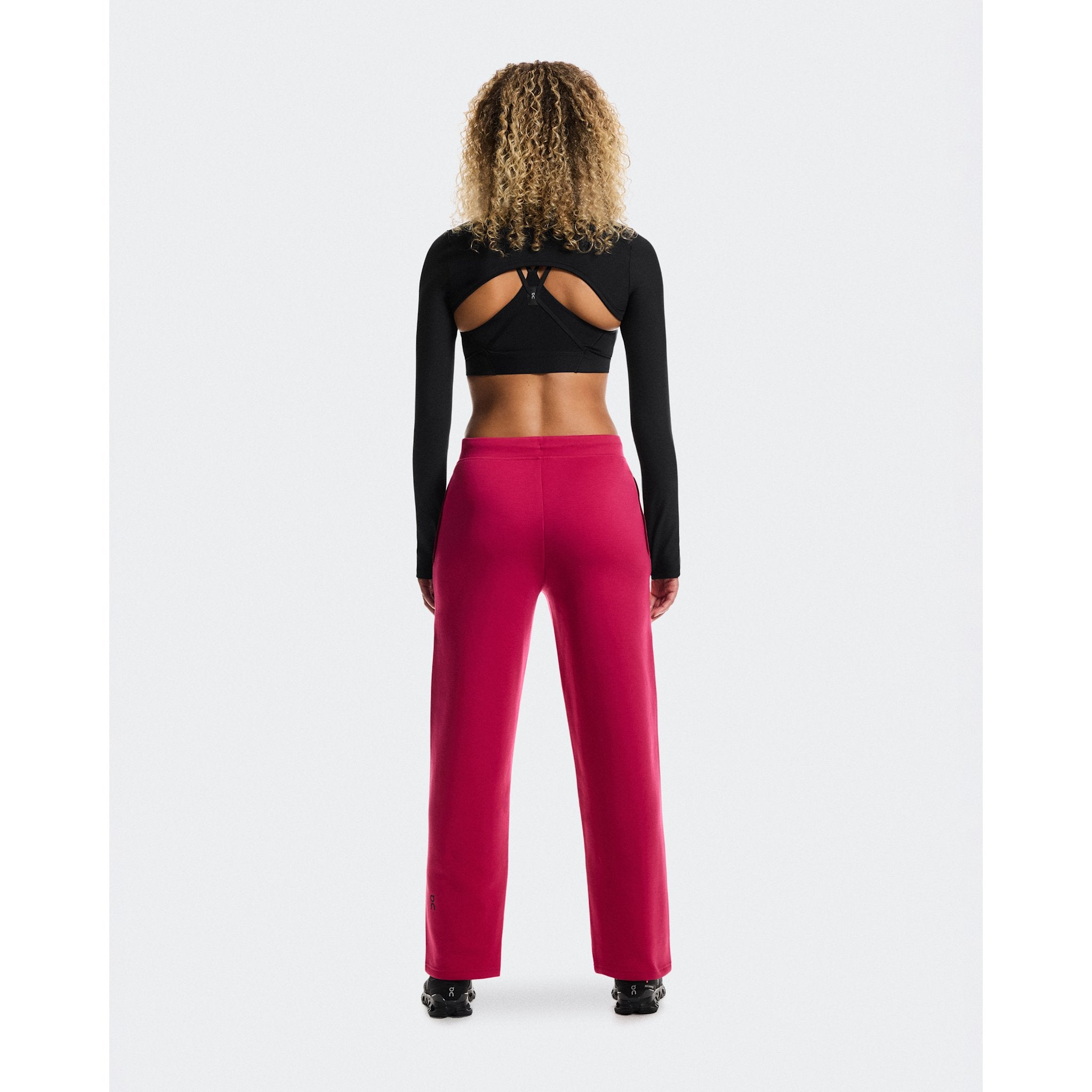 On Focus Tech Sweatpants Grenadine