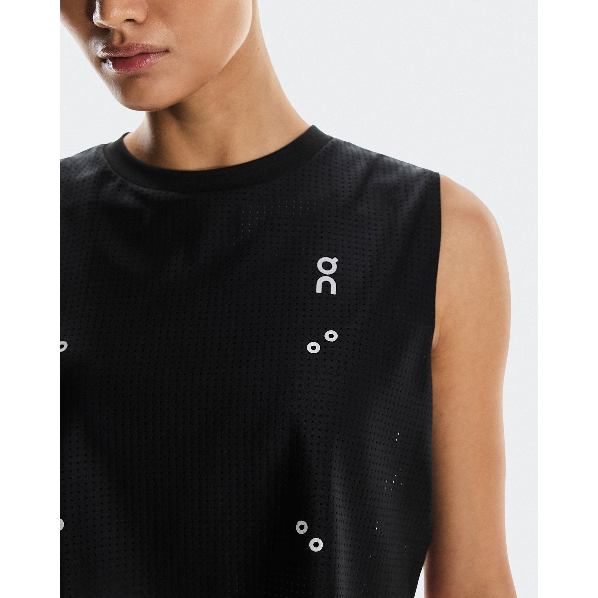 On Pace Tank Black