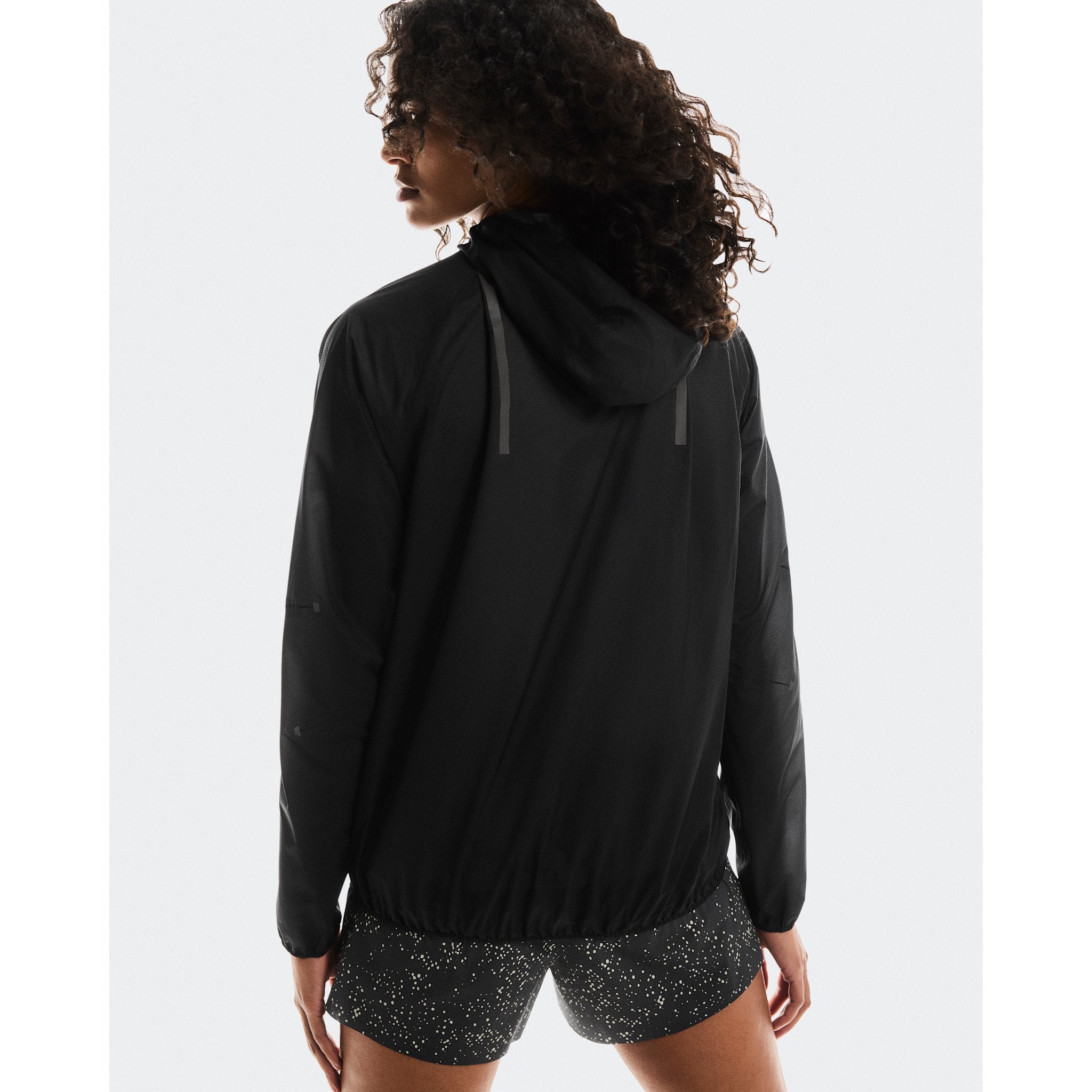On Ultra Jacket Black