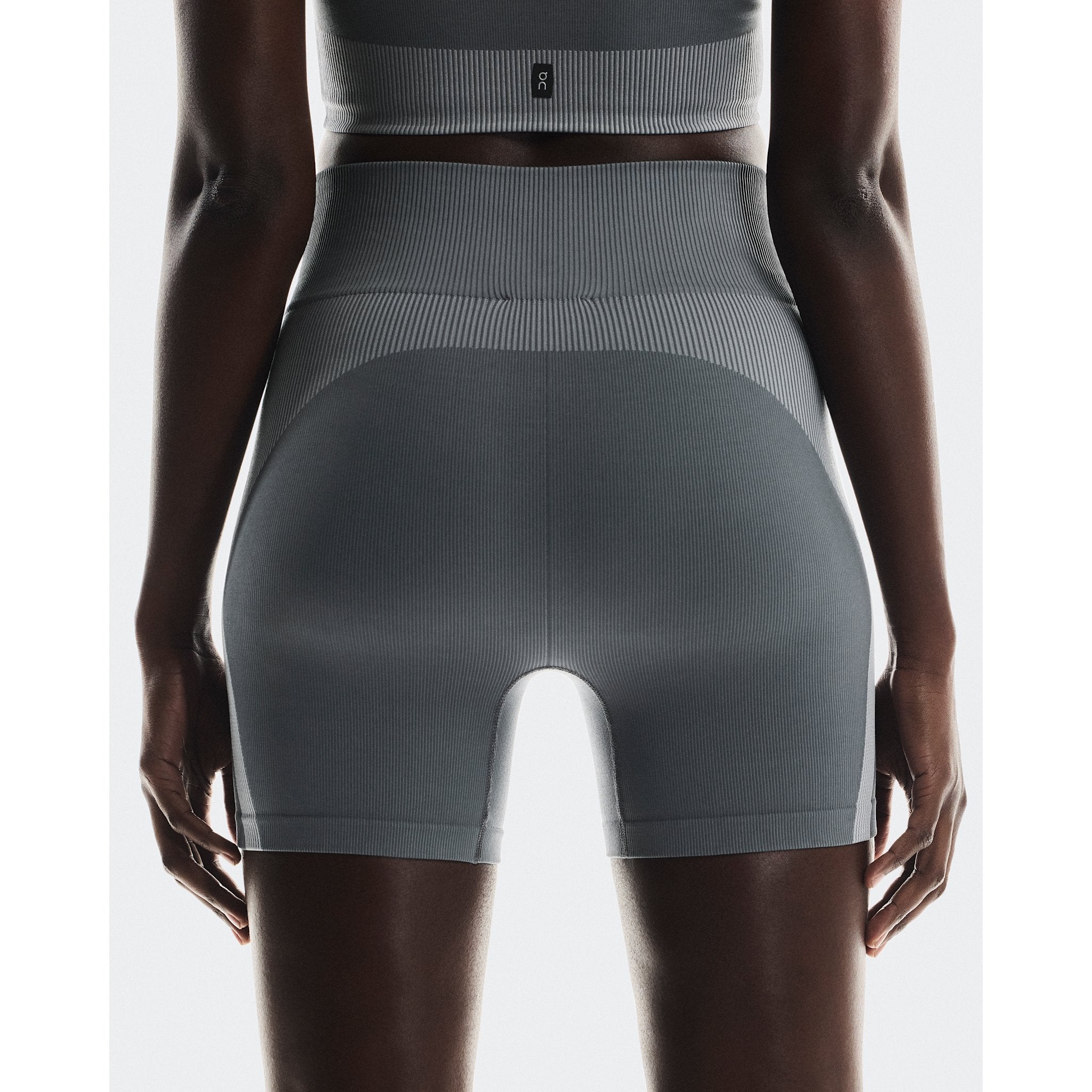 On Studio Knit Shorts Rock | Glacier