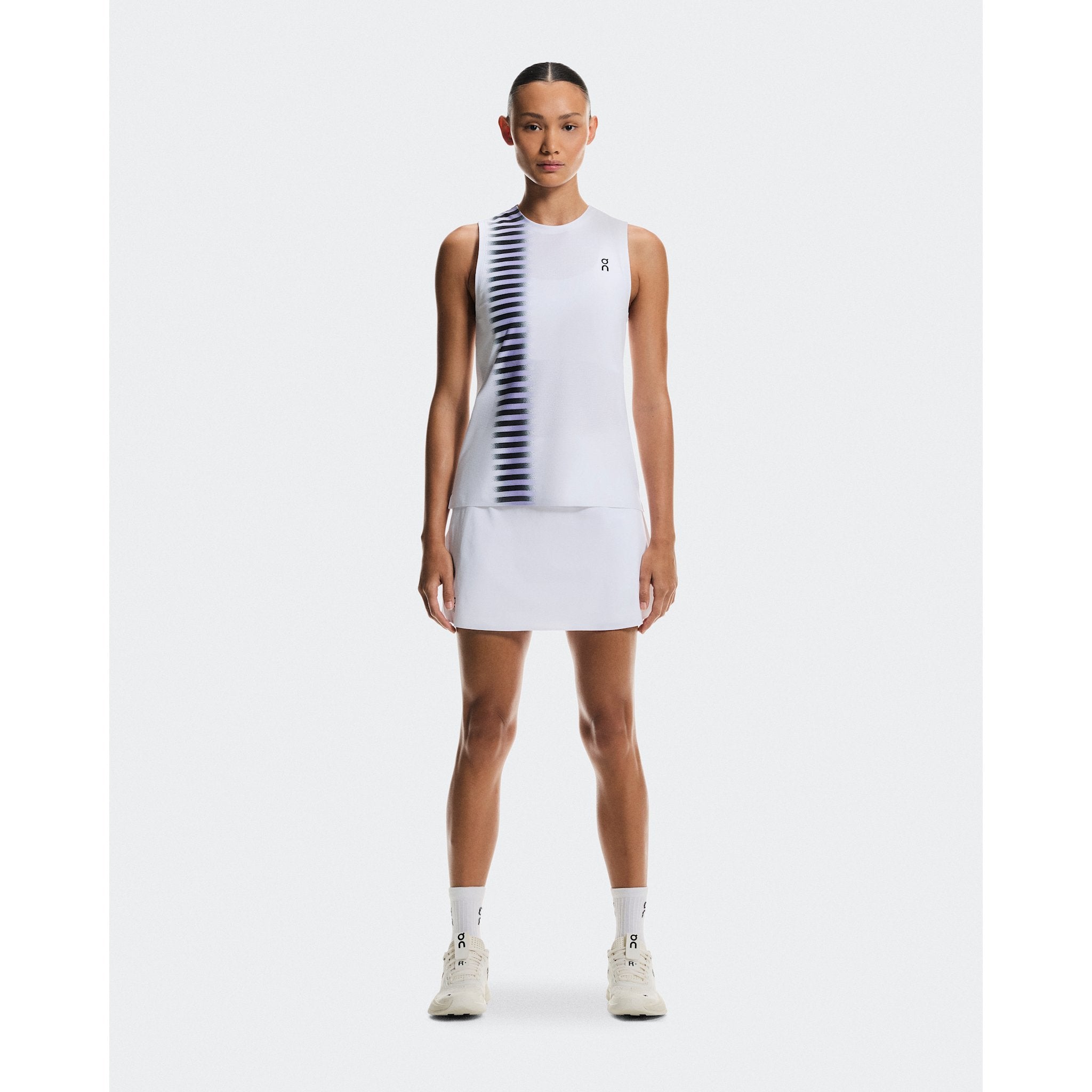 On Court Tank Edge White | Black