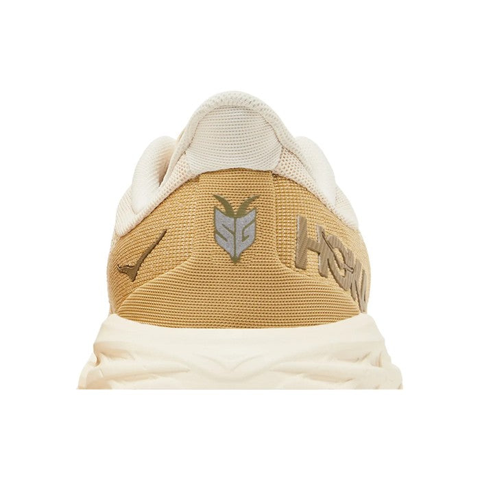 Hoka Speedgoat 5 'Vanilla Wheat'
