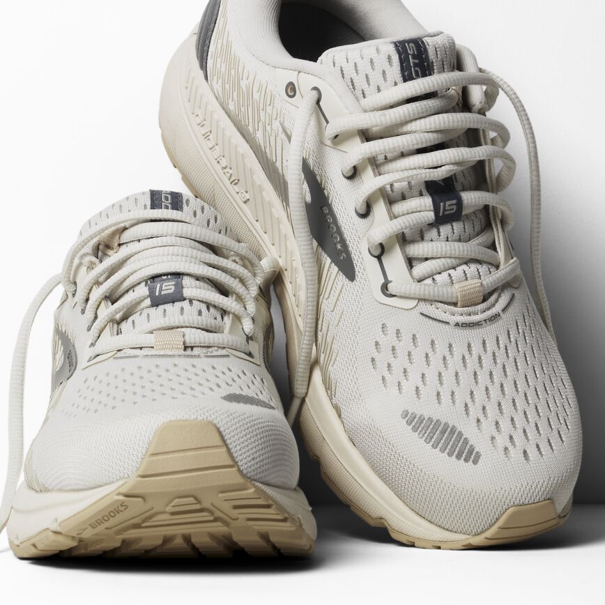 Brooks Addiction GTS 15 Vaporous Grey/Primer Grey/Sand (Women's)