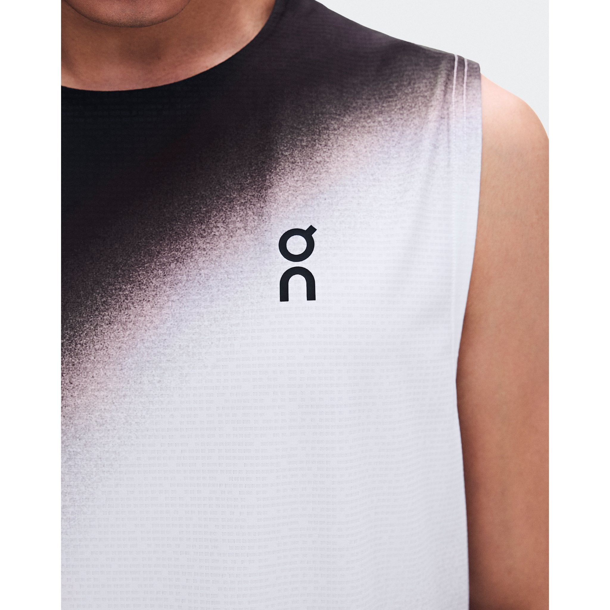 On Court Tank Swing Black | Mulberry