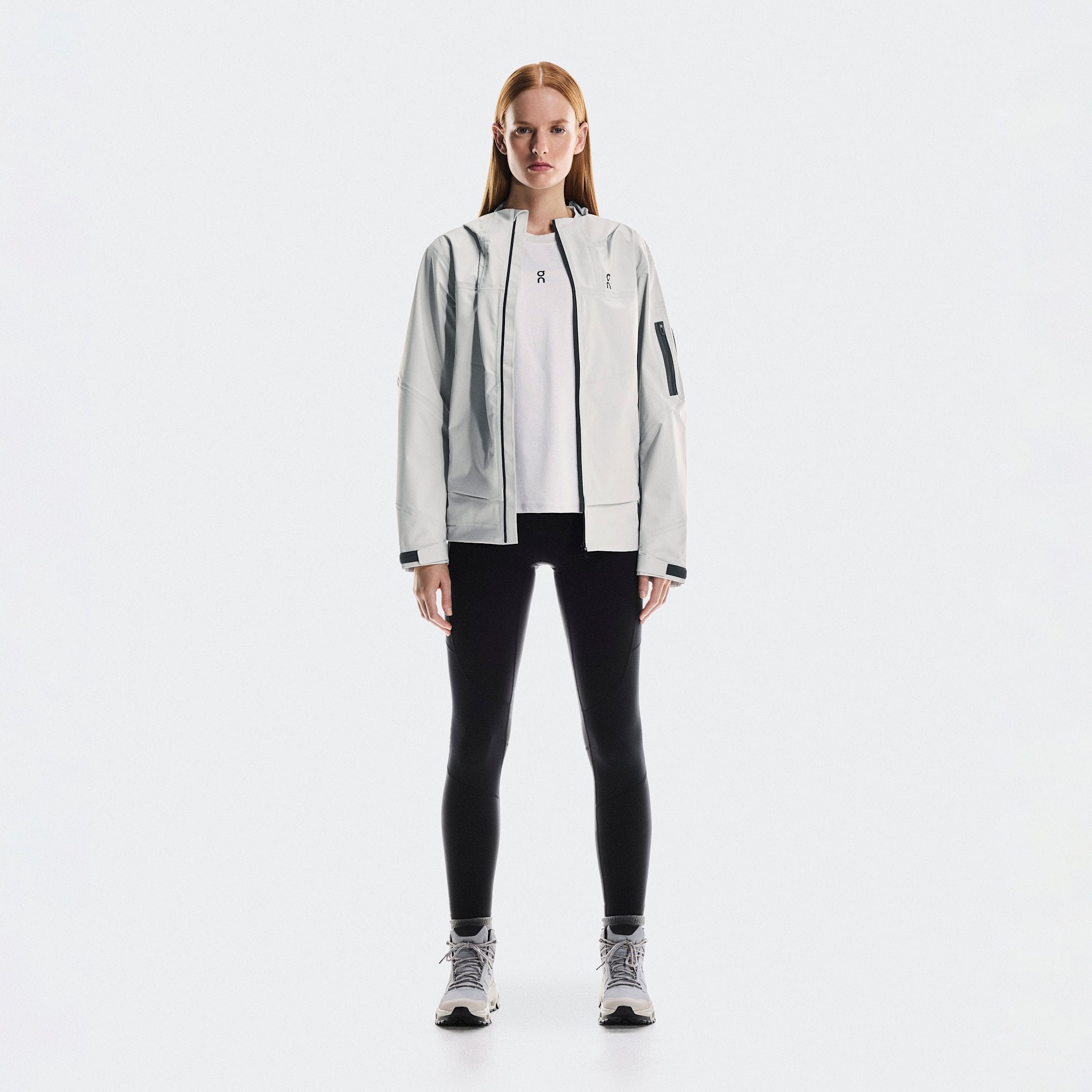 On Trek Tight Black