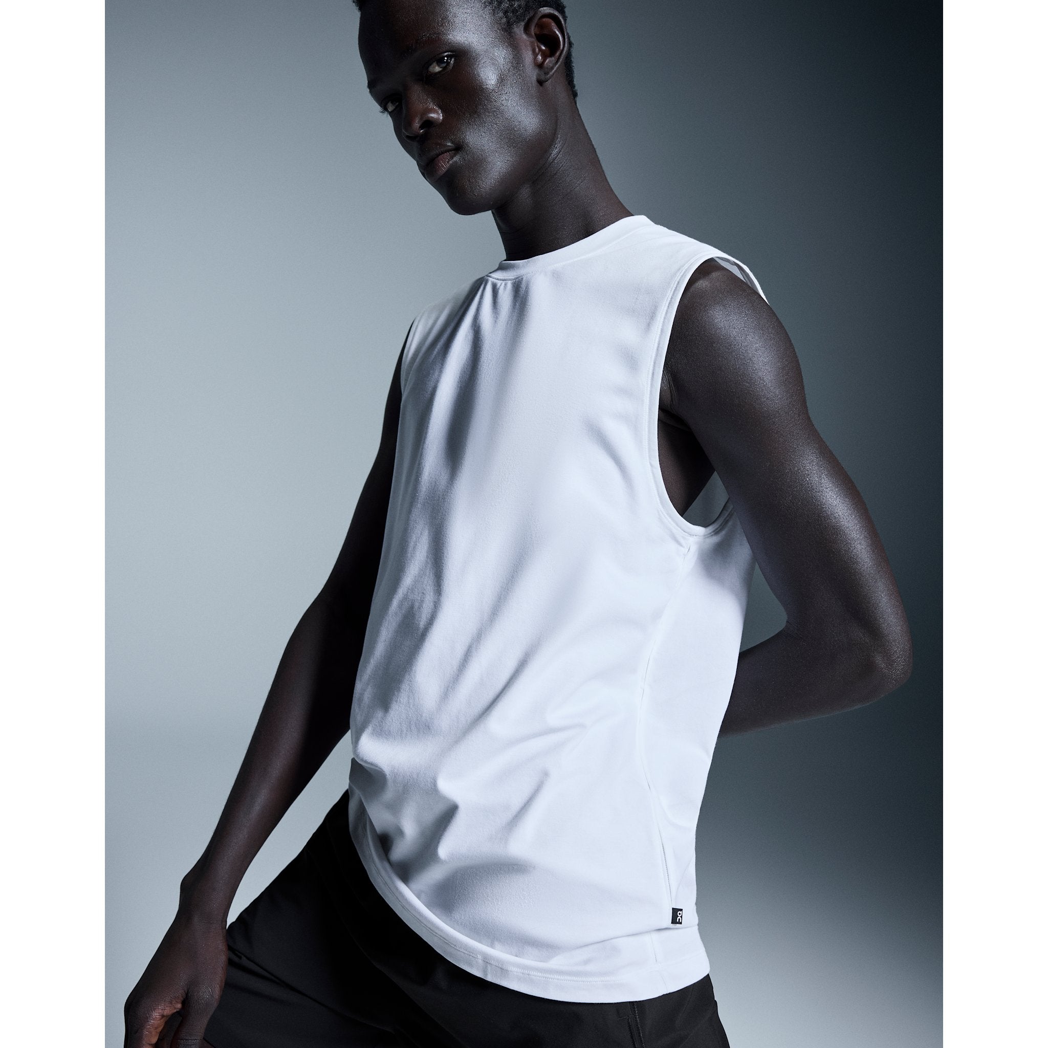 On Focus Tank White