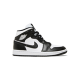 Wmns Air Jordan 1 Mid 'Panda'